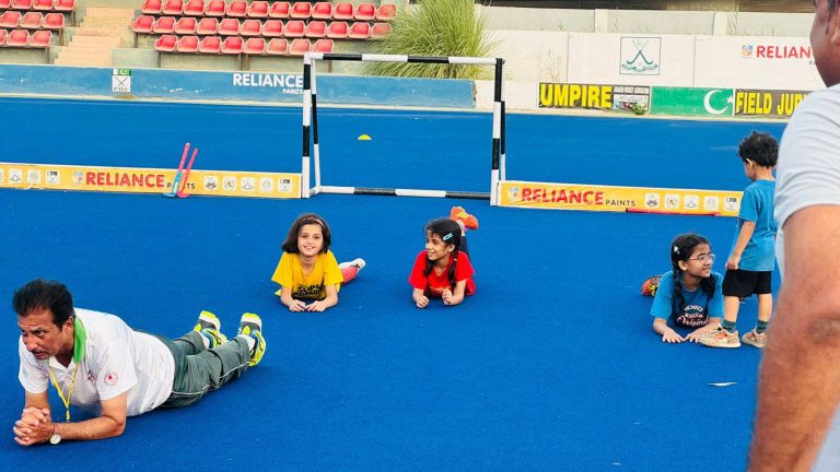 Free Summer Hockey Coaching Camp